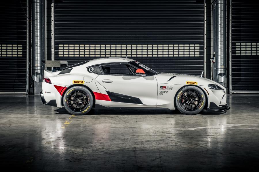 Toyota GR Supra GT4 (A90) 2019 года  (фото 4 из 28)